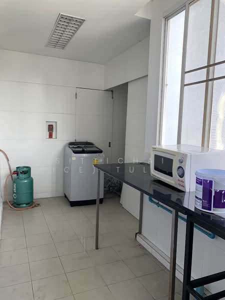 D.S. Tower 1 Sukhumvit 33, Bangkok, Soi Phrom Chit, Khlong Tan Nua, Watthana, Bangkok, 4 Bedrooms, 313 sqm, Condo For Rent, by Sittichai (Ice) Tulyanon, 60255386 - DDproperty.com