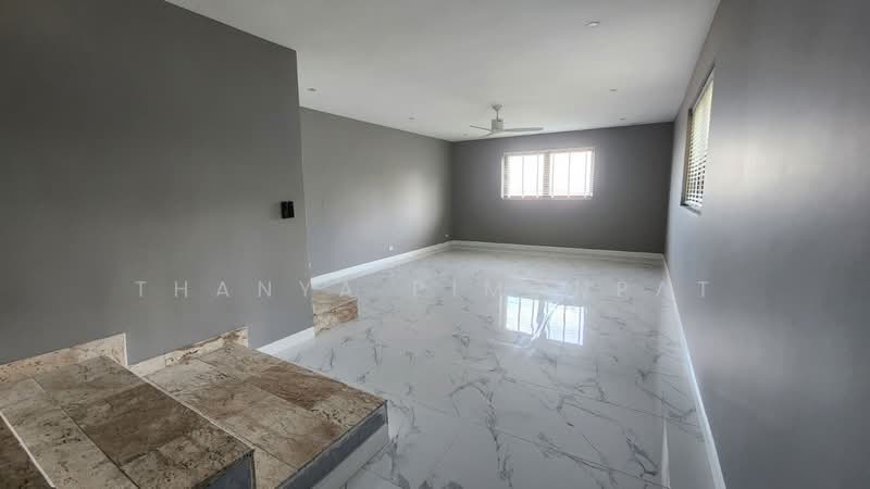 ร็อควอเตอร์ เรสซิเดนซ์, สุราษฎร์ธานี, บ่อผุด, เกาะสมุย, สุราษฎร์ธานี, 2,000 ตร.ม., วิลล่า ขาย, โดย Thanya Pimonpat, 60255390 - DDproperty.com