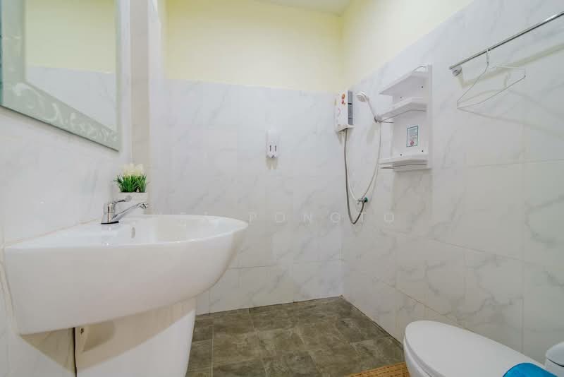 Villa for Rent at Hua Hin, Prachuap Khiri Khan, Hua Hin, Hua Hin, Prachuap Khiri Khan, 5 Bedrooms, 200 sqm, Villa For Rent, by Parkkapol (Smile) Luecha, 60255412 - DDproperty.com