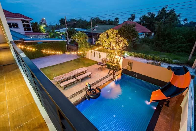Villa for Rent at Hua Hin, Prachuap Khiri Khan, Hua Hin, Hua Hin, Prachuap Khiri Khan, 5 Bedrooms, 200 sqm, Villa For Rent, by Parkkapol (Smile) Luecha, 60255412 - DDproperty.com