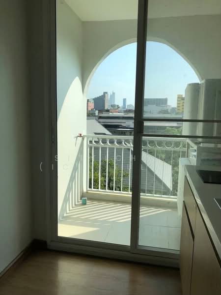 The Prague Condominium, Bangkok, 419 Damrong Rak Rd, Khlong Maha Nak, Pom Prap Sattru Phai, Bangkok, 1 Bedroom, 42 sqm, Condo For Sale, by Sittichai (Ice) Tulyanon, 60255552 - DDproperty.com