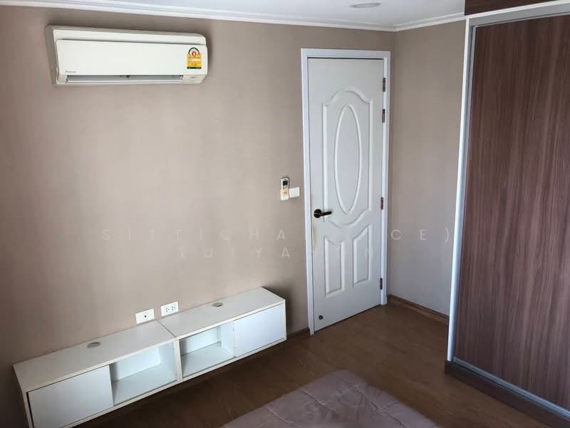 The Prague Condominium, Bangkok, 419 Damrong Rak Rd, Khlong Maha Nak, Pom Prap Sattru Phai, Bangkok, 1 Bedroom, 42 sqm, Condo For Sale, by Sittichai (Ice) Tulyanon, 60255552 - DDproperty.com