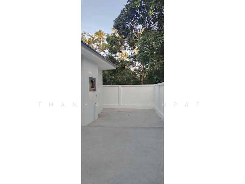 Private House in Bangpor Soi 5, Surat Thani, Mae Nam, Ko Samui, Surat Thani, 2 Bedrooms, 400 sqm, Single Detached House For Sale, by Thanya Pimonpat, 60255555 - DDproperty.com
