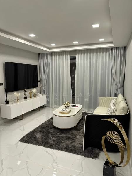 Grand Solaire Noble, Chon Buri (Pattaya), 3rd Road, Bang Lamung, Bang Lamung (Pattaya), Chon Buri (Pattaya), 3 Bedrooms, 132 sqm, Condo For Sale, by Panupan (Bond) Thongpan, 60255599 - DDproperty.com