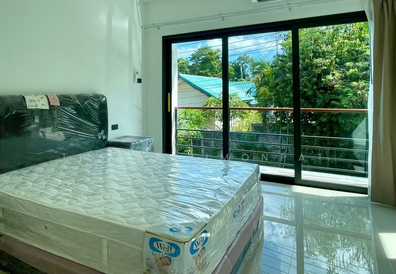 Fully Renovated 3 Bedroom Semi-Detached House, Surat Thani, Bo Put, Ko Samui, Surat Thani, 3 Bedrooms, 122 sqm, Single Detached House For Sale, by Thanya Pimonpat, 60255608 - DDproperty.com