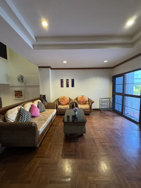 Baan Thai Villas, Prachuap Khiri Khan, Nong Kae, Hua Hin, Prachuap Khiri Khan, 4 Bedrooms, 270 sqm, Townhouse For Rent, by Parkkapol (Smile) Luecha, 60255714 - DDproperty.com