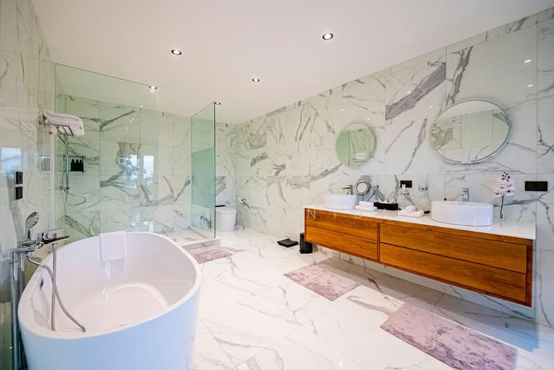 Baan Thai Surin Hill, Phuket, Choeng Thale, Thalang, Phuket, 10+ Bedrooms, 1,900 sqm, Villa For Rent, by Wanida (May) Mahawong, 60255806 - DDproperty.com