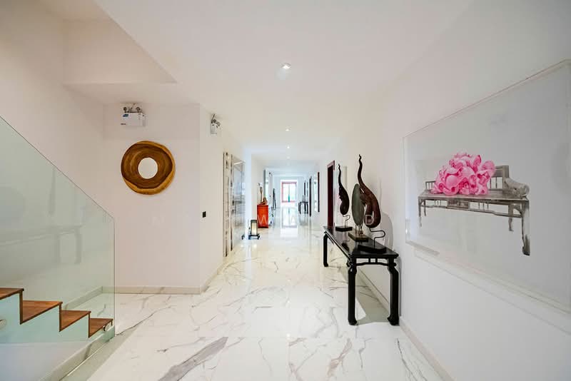 Baan Thai Surin Hill, Phuket, Choeng Thale, Thalang, Phuket, 10+ Bedrooms, 1,900 sqm, Villa For Rent, by Wanida (May) Mahawong, 60255806 - DDproperty.com