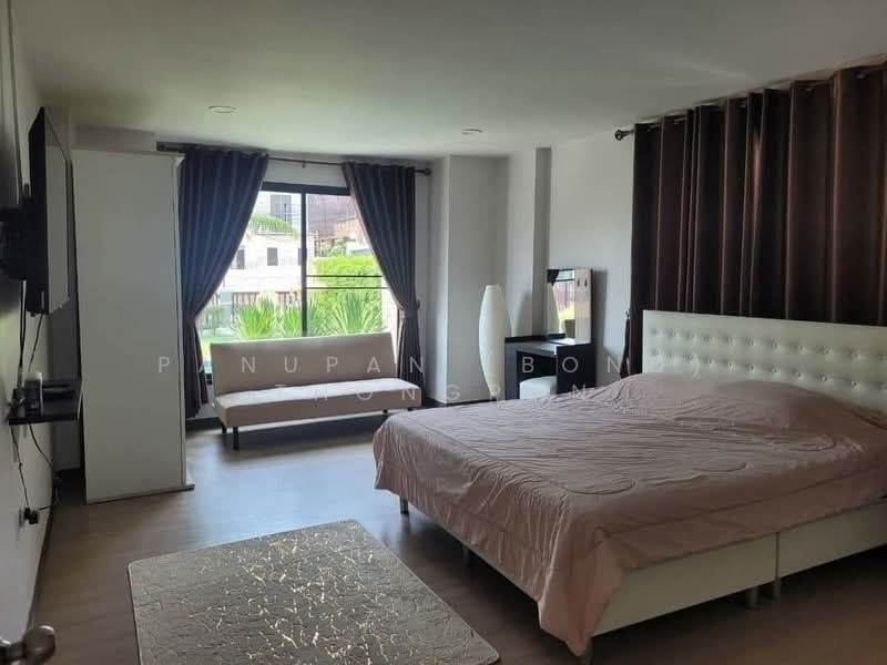 Pool Villa House for rent, Chon Buri (Pattaya), Bang Lamung, Bang Lamung (Pattaya), Chon Buri (Pattaya), 4 Bedrooms, 280 sqm, Single Detached House For Rent, by Panupan (Bond) Thongpan, 60255824 - DDproperty.com