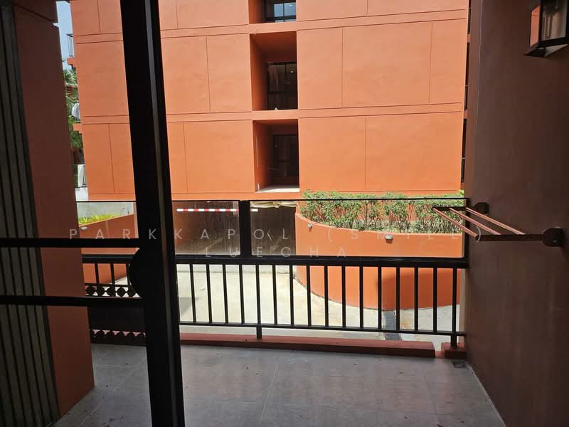 Bluroc Hua Hin, Prachuap Khiri Khan, 63 Phet Kasem Rd, Hua Hin, Hua Hin, Prachuap Khiri Khan, 1 Bedroom, 43 sqm, Condo For Sale, by Parkkapol (Smile) Luecha, 60255869 - DDproperty.com