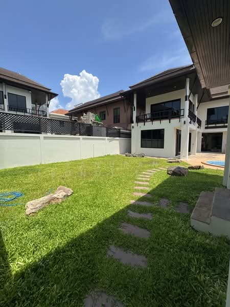 บ้านเดี่ยว 4 ห้องนอน ให้เช่า ในทำเล พัทยา, พัทยา, ชลบุรี, หนองปรือ, บางละมุง, ชลบุรี, 350 ตร.ม., บ้านเดี่ยว ให้เช่า, โดย Panupan (Bond) Thongpan, 60255936 - DDproperty.com