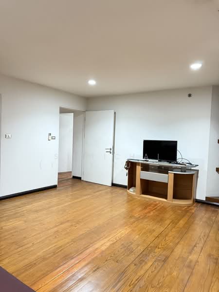 Witthayu Complex, Bangkok, 1673 New Petchaburi Road, Makkasan, Ratchathewi, Bangkok, 3 Bedrooms, 120 sqm, Condo For Rent, by Sittichai (Ice) Tulyanon, 60256000 - DDproperty.com