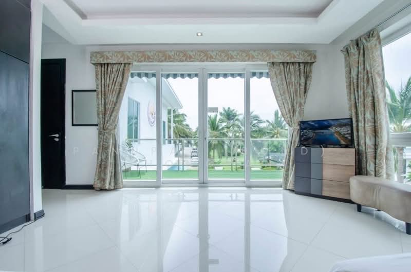 Palm Oasis Villa Pattaya, Chon Buri (Pattaya), Soi Thep Prasit 17, Nong Pru, Bang Lamung (Pattaya), Chon Buri (Pattaya), 5 Bedrooms, 344 sqm, Villa For Rent, by Panupan (Bond) Thongpan, 60256002 - DDproperty.com