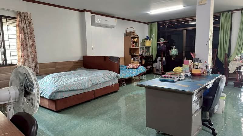 2-Storey Seaside Home – Just 100 Meters from the Beach!, Chon Buri (Pattaya), Bang Lamung, Bang Lamung (Pattaya), Chon Buri (Pattaya), 2 Bedrooms, 160 sqm, Single Detached House For Sale, by Panupan (Bond) Thongpan, 60256019 - DDproperty.com