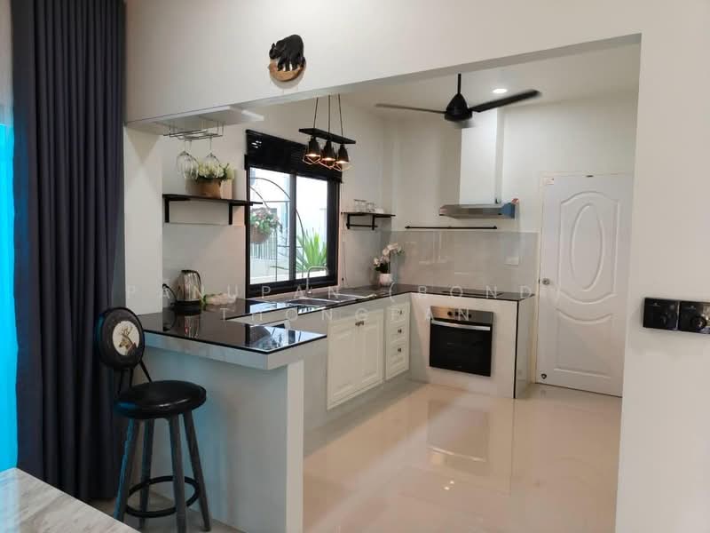 ขาย บ้านเดี่ยว 2 ห้องนอน ในโครงการ T.W. Garden Hill, ชลบุรี, นาจอมเทียน, สัตหีบ, ชลบุรี, 214 ตร.ม., บ้านเดี่ยว ขาย, โดย Panupan (Bond) Thongpan, 60256076 - DDproperty.com