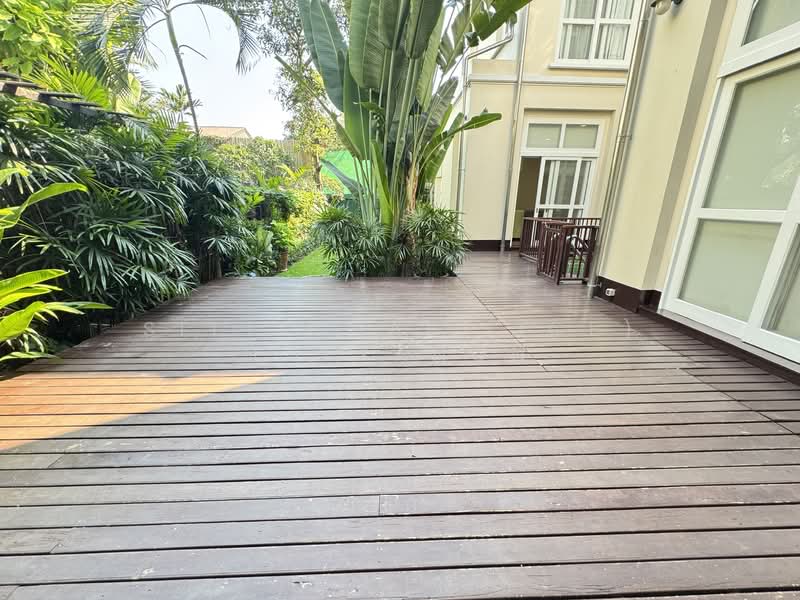 A Large House with Pool for Rent in Thonglor, กรุงเทพ, พระโขนง, คลองเตย, กรุงเทพ, 600 ตร.ม., บ้านเดี่ยว ให้เช่า, โดย Sittichai (Ice) Tulyanon, 60256100 - DDproperty.com