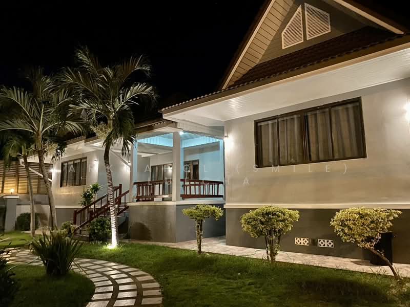 Big Pool Villa 4 Bedrooms in Cha-Am, Phetchaburi, Cha-am, Cha-Am, Phetchaburi, 4 Bedrooms, 160 sqm, Villa For Rent, by Parkkapol (Smile) Luecha, 60256114 - DDproperty.com