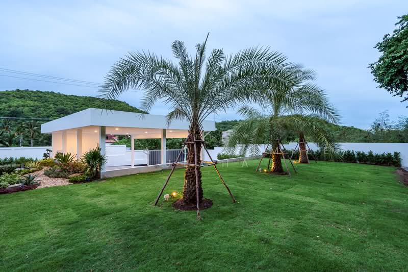 Modern 3 Bedroom Pool Villa for sale with Mountain View, Prachuap Khiri Khan, Thap Tai, Hua Hin, Prachuap Khiri Khan, 3 Bedrooms, 320 sqm, Villa For Rent, by Parkkapol (Smile) Luecha, 60256144 - DDproperty.com