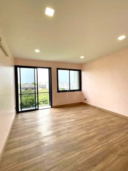 The Harmony, Bangkok, Soi Ramintra 62 Yak 1, Khan Na Yao, Khan Na Yao, Bangkok, 3 Bedrooms, 305 sqm, Townhouse For Rent, by Sittichai (Ice) Tulyanon, 60256171 - DDproperty.com