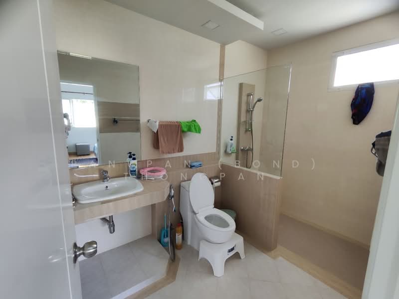 Baan Chalita 2, Chon Buri (Pattaya), Nong Pla Lai Road, Nong Pla Lai, Bang Lamung (Pattaya), Chon Buri (Pattaya), 4 Bedrooms, 260 sqm, Villa For Rent, by Panupan (Bond) Thongpan, 60256383 - DDproperty.com