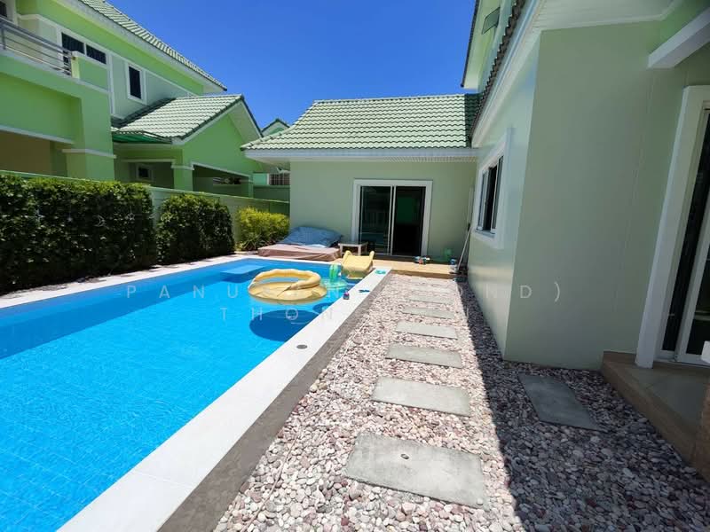 Baan Chalita 2, Chon Buri (Pattaya), Nong Pla Lai Road, Nong Pla Lai, Bang Lamung (Pattaya), Chon Buri (Pattaya), 4 Bedrooms, 260 sqm, Villa For Rent, by Panupan (Bond) Thongpan, 60256383 - DDproperty.com