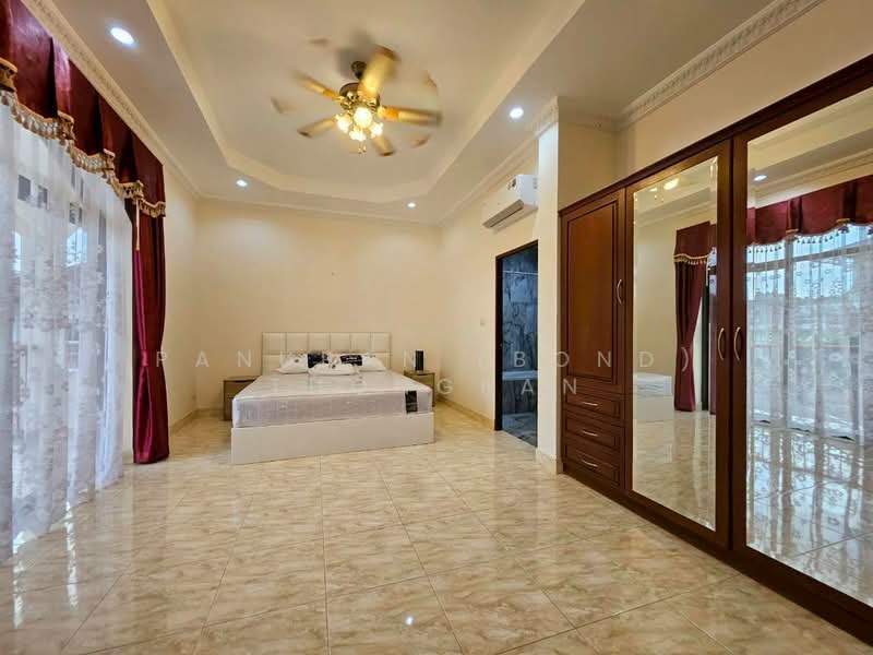 Newly Renovated Luxury Spanish Villa Pong Pattaya, Chon Buri (Pattaya), Poong, Bang Lamung (Pattaya), Chon Buri (Pattaya), 5 Bedrooms, 1,200 sqm, Villa For Rent, by Panupan (Bond) Thongpan, 60256470 - DDproperty.com