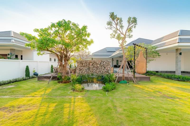 The Clouds Hua Hin, Phetchaburi, 1557 Huai Sai Tai, Cha-am, Cha-Am, Phetchaburi, 5 Bedrooms, 1,243 sqm, Villa For Sale, by Parkkapol (Smile) Luecha, 60256504 - DDproperty.com