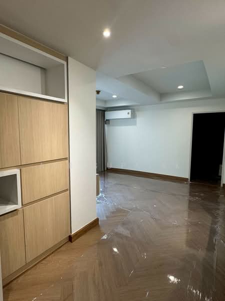Sun Palace Condominium, Bangkok, 36 Phetchaburi Rd, Bang Kapi, Huai Khwang, Bangkok, Studio, 60 sqm, Condo For Rent, by Sittichai (Ice) Tulyanon, 60256561 - DDproperty.com