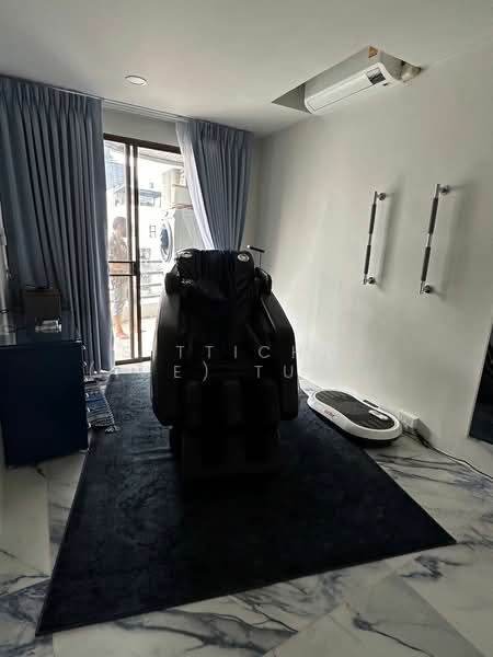 Pearl Garden, Bangkok, Sathorn, Silom, Bang Rak, Bangkok, 2 Bedrooms, 76 sqm, Condo For Rent, by Sittichai (Ice) Tulyanon, 60256738 - DDproperty.com