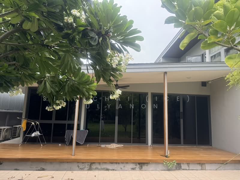 Detached 4 bedroom House with large garden and pool for rent, Bangkok, Khlong Tan Nua, Watthana, Bangkok, 4 Bedrooms, 400 sqm, Single Detached House For Rent, by Sittichai (Ice) Tulyanon, 60256756 - DDproperty.com