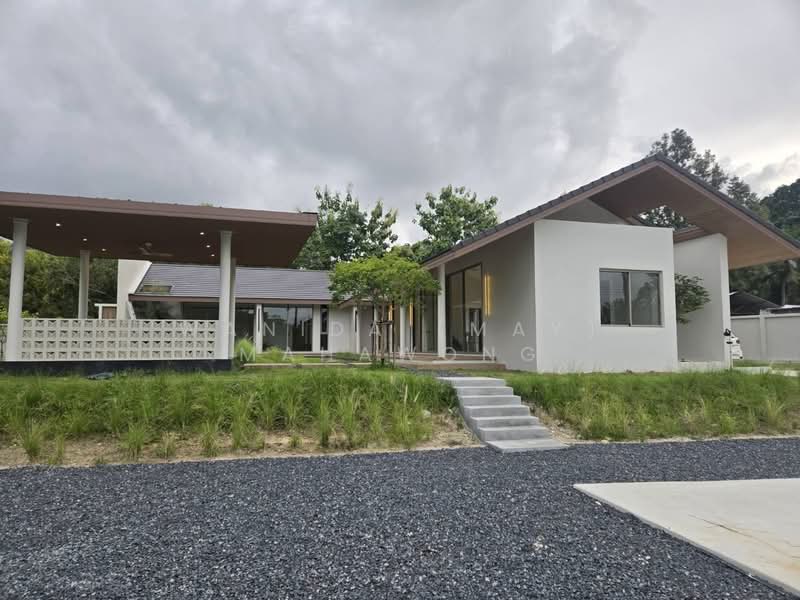 วิลล่าส่วนตัวสุดหรู 3 ห้องนอนให้เช่าที่ศรีสุนทร, ภูเก็ต, ศรีสุนทร, ถลาง, ภูเก็ต, 1,600 ตร.ม., วิลล่า ให้เช่า, โดย Wanida (May) Mahawong, 60256770 - DDproperty.com