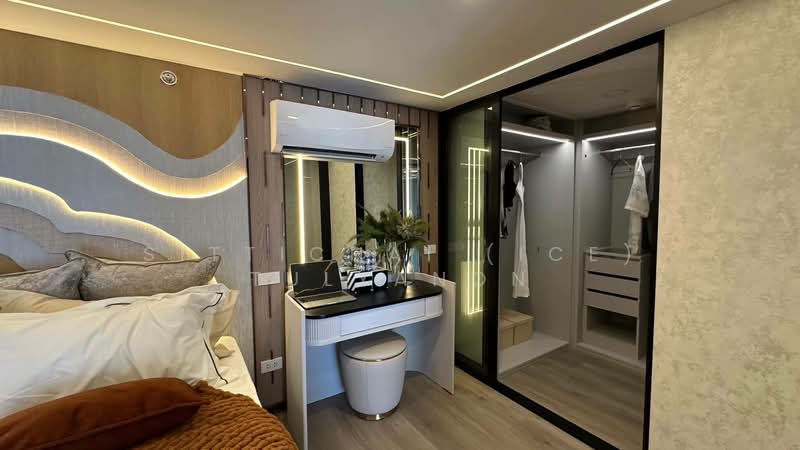 SOHO Bangkok Ratchada, Bangkok, 74 Pracha Rat Bamphen Rd, Huai Khwang, Huai Khwang, Bangkok, 2 Bedrooms, 48 sqm, Condo For Sale, by Sittichai (Ice) Tulyanon, 60256809 - DDproperty.com