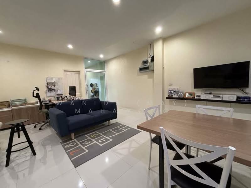 Cozy Townhome in Old Town 3-Storey Townhome, Phuket, Talat Yai, Muang Phuket, Phuket, 3 Bedrooms, 200 sqm, Townhouse For Sale, by Wanida (May) Mahawong, 60256832 - DDproperty.com