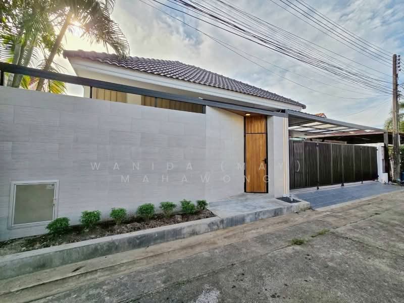 Top Land Ratsada Village, Phuket, Ratsada, Muang Phuket, Phuket, 4 Bedrooms, 300 sqm, Single Detached House For Sale, by Wanida (May) Mahawong, 60256919 - DDproperty.com