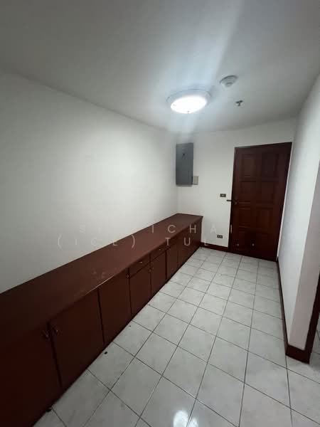 Baan Suanpetch, Bangkok, 18 Soi Sukhumvit 39, Khlong Tan Nua, Watthana, Bangkok, 4 Bedrooms, 266 sqm, Condo For Rent, by Sittichai (Ice) Tulyanon, 60257049 - DDproperty.com