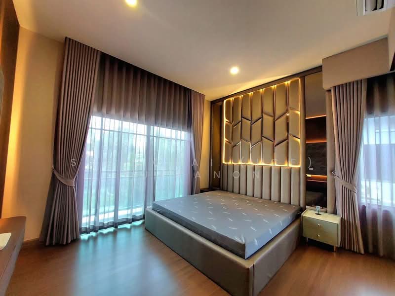 Grand Britania Rama 9-Krungthep Kreetha : แกรนด์ บริทาเนีย พระราม 9-กรุงเทพกรีฑา, Bangkok, ถนนพัฒนาชนบท 3, Khlong Song Ton Nun, Lat Krabang, Bangkok, 4 Bedrooms, 215 sqm, Single Detached House For Rent, by Sittichai (Ice) Tulyanon, 60257057 - DDproperty.com