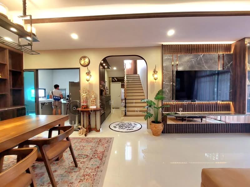 Grand Britania Rama 9-Krungthep Kreetha : แกรนด์ บริทาเนีย พระราม 9-กรุงเทพกรีฑา, กรุงเทพ, ถนนพัฒนาชนบท 3, คลองสองต้นนุ่น, ลาดกระบัง, กรุงเทพ, 215 ตร.ม., บ้านเดี่ยว ให้เช่า, โดย Sittichai (Ice) Tulyanon, 60257057 - DDproperty.com