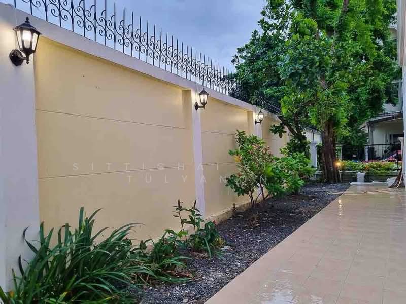 Urban Sathorn, Bangkok, Ratchaphruek Road, Bang Chak, Phasi Charoen, Bangkok, 4 Bedrooms, 300 sqm, Townhouse For Rent, by Sittichai (Ice) Tulyanon, 60257131 - DDproperty.com