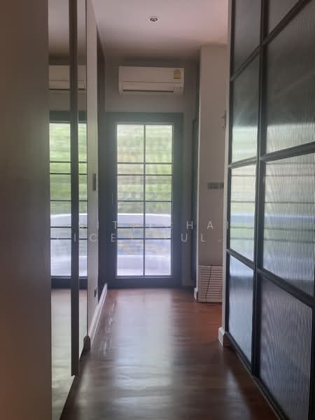 Prompak Gardens Condominium, Bangkok, Sukhumvit, Khlongtoei Nua, Watthana, Bangkok, 4 Bedrooms, 300 sqm, Townhouse For Rent, by Sittichai (Ice) Tulyanon, 60257135 - DDproperty.com