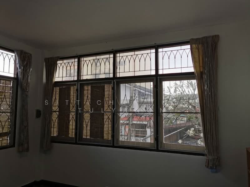 บ้านเดี่ยว 2 ห้องนอน ให้เช่า ในทำเล ห้วยขวาง, กรุงเทพ, ห้วยขวาง, ห้วยขวาง, กรุงเทพ, 240 ตร.ม., บ้านเดี่ยว ให้เช่า, โดย Sittichai (Ice) Tulyanon, 60257137 - DDproperty.com