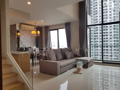 For Rent - Villa Asoke, Bangkok