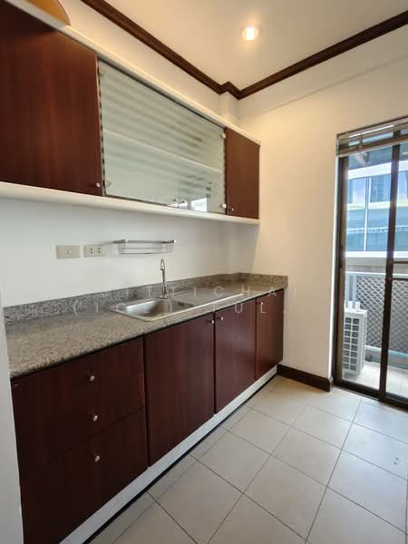 Piya Place Tonson, Bangkok, 34-1 Soi Tonson, Lumphini, Pathum Wan, Bangkok, 2 Bedrooms, 89 sqm, Condo For Rent, by Sittichai (Ice) Tulyanon, 60257149 - DDproperty.com