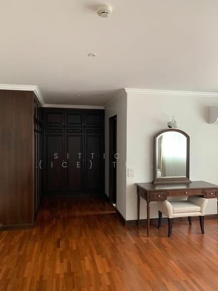 Newton Tower, Bangkok, Soi Sukhumvit 6, Khlong Toei, Khlong Toei, Bangkok, 3 Bedrooms, 190 sqm, Condo For Rent, by Sittichai (Ice) Tulyanon, 60257153 - DDproperty.com