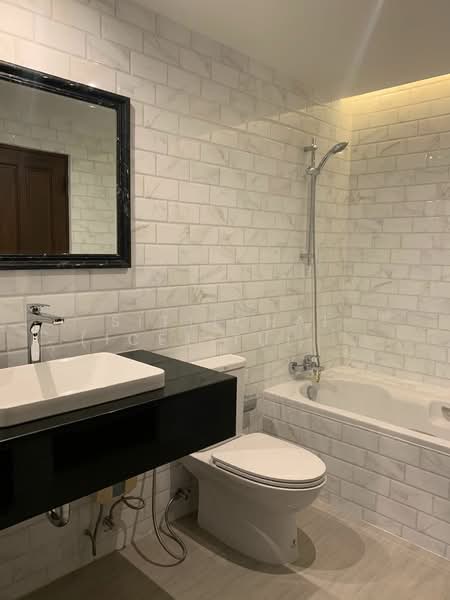 Newton Tower, Bangkok, Soi Sukhumvit 6, Khlong Toei, Khlong Toei, Bangkok, 3 Bedrooms, 190 sqm, Condo For Rent, by Sittichai (Ice) Tulyanon, 60257153 - DDproperty.com