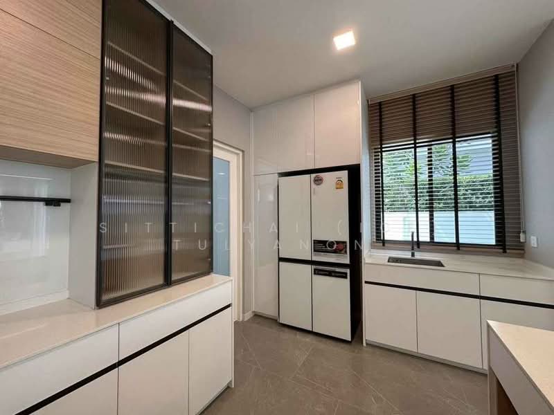 Mantana Bangna Km.15, Samut Prakan, 456 Bangna-Trad Road Km.15, Bang Chalong, Bang Plee, Samut Prakan, 4 Bedrooms, 283 sqm, Single Detached House For Rent, by Sittichai (Ice) Tulyanon, 60257159 - DDproperty.com