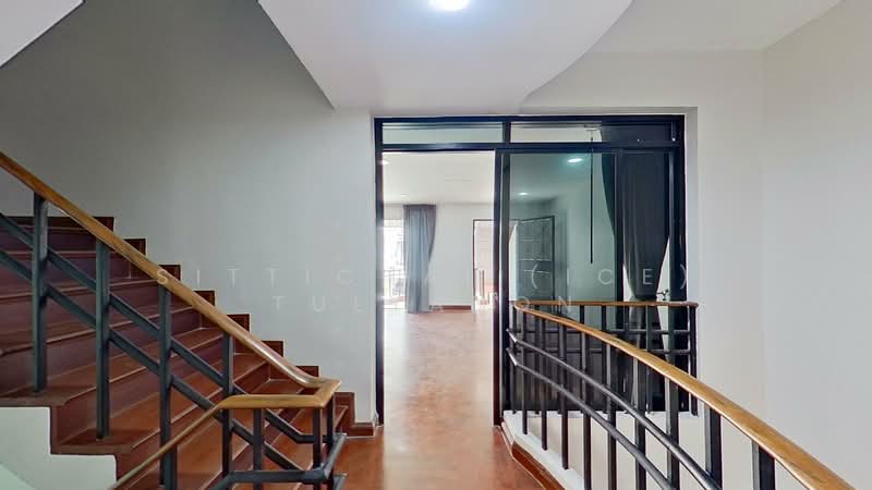 Waratorn Ville, Bangkok, Soi Rerktrilak, Suan Luang, Suan Luang, Bangkok, 5 Bedrooms, 300 sqm, Townhouse For Sale, by Sittichai (Ice) Tulyanon, 60257220 - DDproperty.com