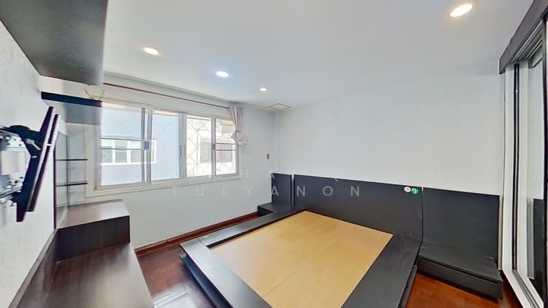 Waratorn Ville, Bangkok, Soi Rerktrilak, Suan Luang, Suan Luang, Bangkok, 5 Bedrooms, 300 sqm, Townhouse For Sale, by Sittichai (Ice) Tulyanon, 60257220 - DDproperty.com