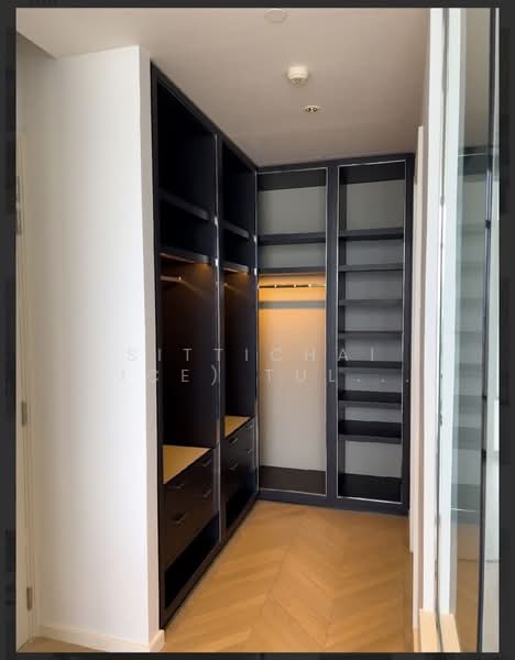 Four Seasons Private Residences : โฟร์ ซีซั่นส์ ไพรเวท เรสสิเด้นซ์, กรุงเทพ, 300 ถนนเจริญกรุง, ยานนาวา, สาทร, กรุงเทพ, 137 ตร.ม., คอนโด ขาย, โดย Sittichai (Ice) Tulyanon, 60257286 - DDproperty.com