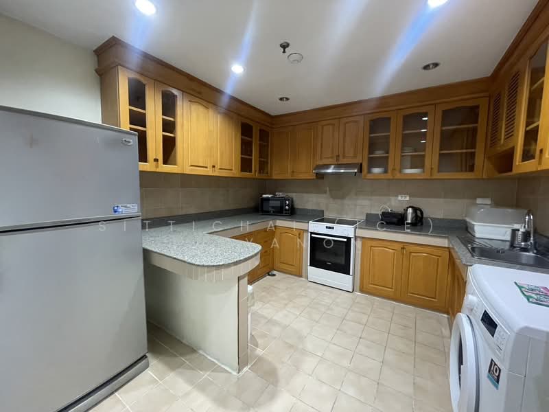 Trinity Complex, Bangkok, Soi Narathiwat Ratchanakarin 3, Silom, Bang Rak, Bangkok, 3 Bedrooms, 220 sqm, Condo For Rent, by Sittichai (Ice) Tulyanon, 60257319 - DDproperty.com