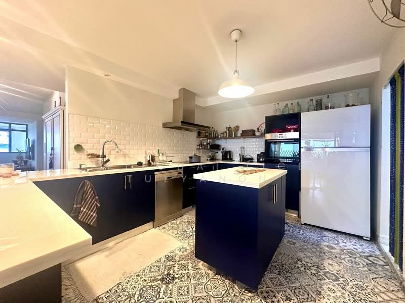 Casa Viva, Bangkok, Sukhumvit, Khlong Tan Nua, Watthana, Bangkok, 3 Bedrooms, 242 sqm, Condo For Sale, by Sittichai (Ice) Tulyanon, 60257336 - DDproperty.com